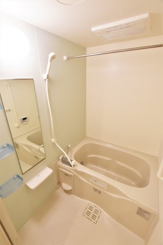 バス・シャワールーム　日々の暮らしに欠かせないお風呂です