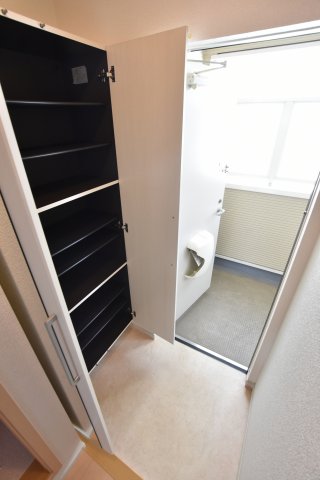 玄関　落ち着いた玄関です