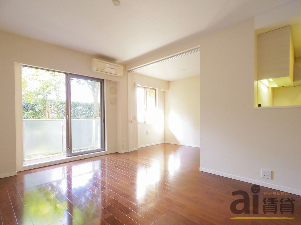 居室・リビング　～同仕様写真～