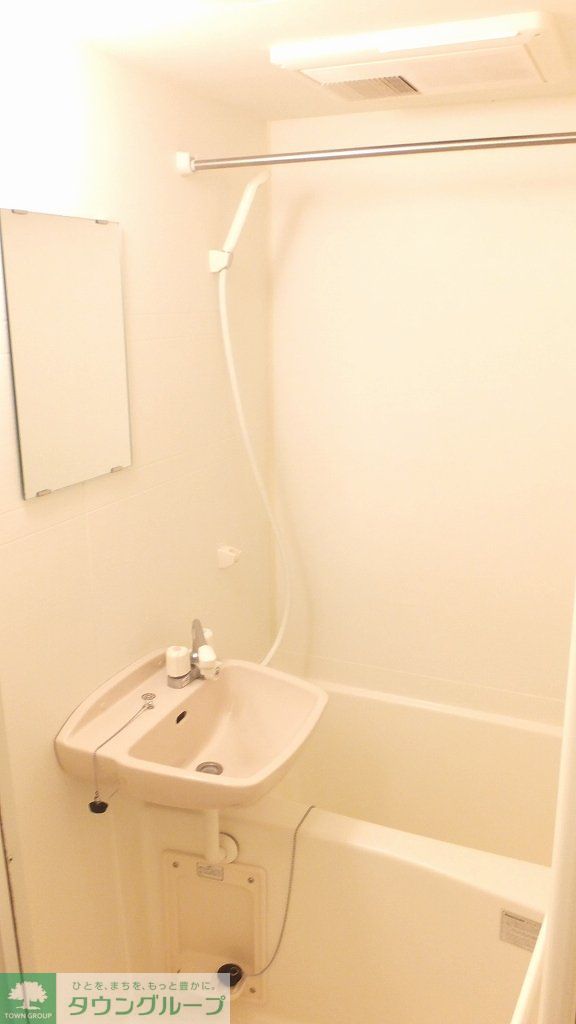 バス・シャワールーム　浴室換気乾燥機能付