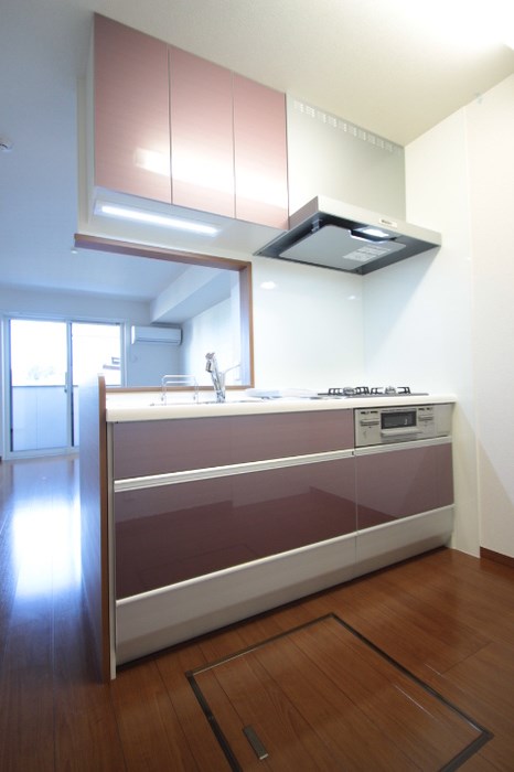 キッチン　3口コンロ・グリル付きです★