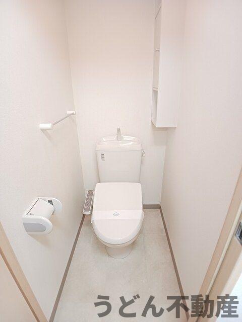 トイレ　うどん県のお部屋探しはうどん不動産へ うどんちゃんとLINE