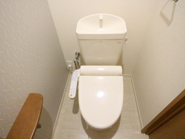 トイレ　トイレもきれいです