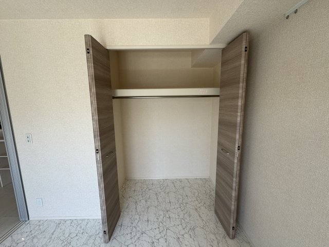 収納　クローゼット（南側洋室）