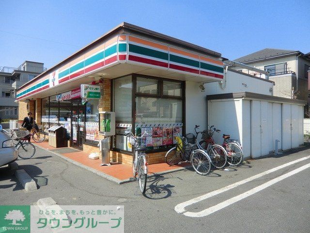 コンビニ　セブンイレブン（コンビニ）まで2900m