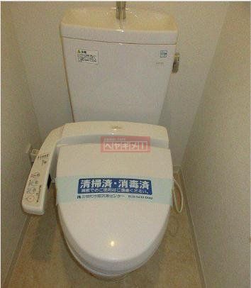 トイレ　トイレ
