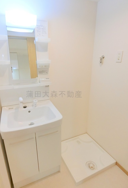 洗面設備　独立洗面台　室内洗濯機置き場
