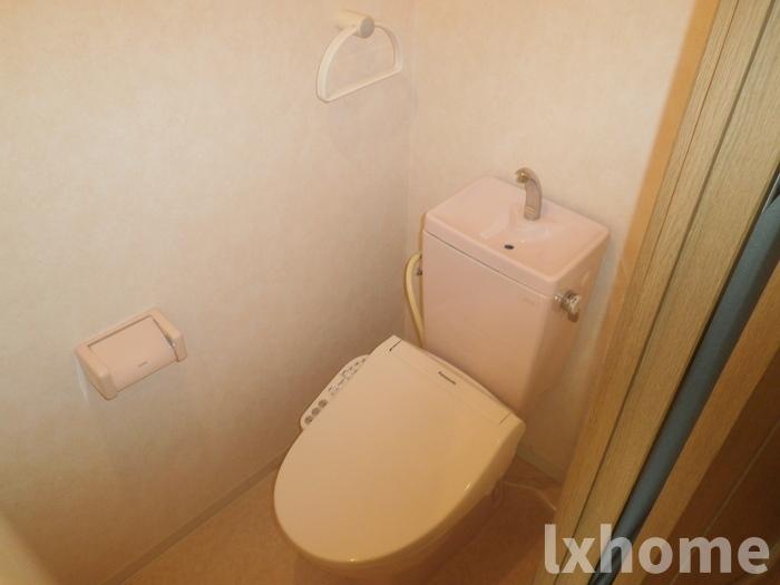 トイレ　トイレもきれいです