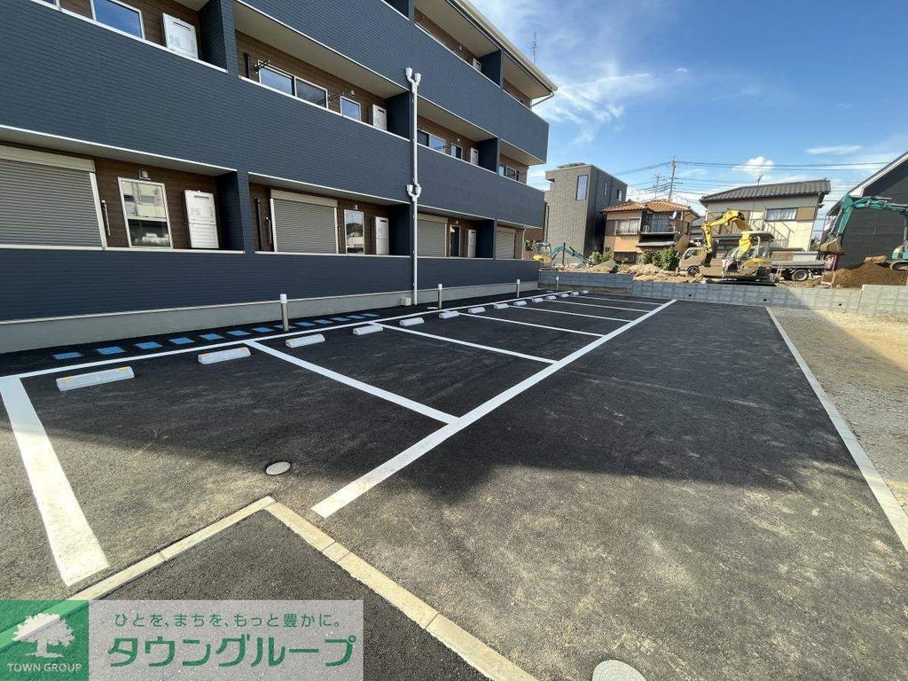 駐車場　駐車場