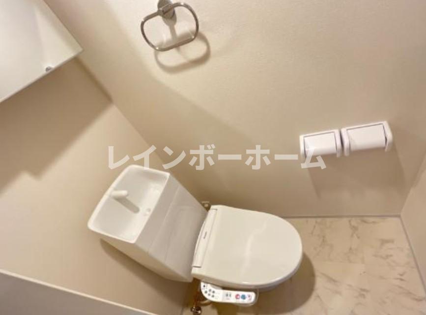 トイレ　コンパクトで使いやすいトイレです