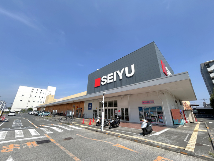 スーパー　西友　新座店（スーパー）まで655m