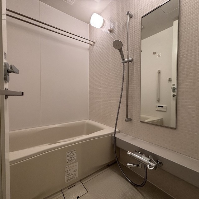 バス・シャワールーム　※写真は同タイプ住戸です。