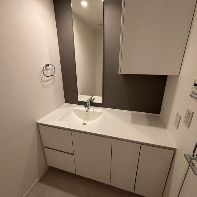 洗面設備　※写真は同タイプ住戸です。