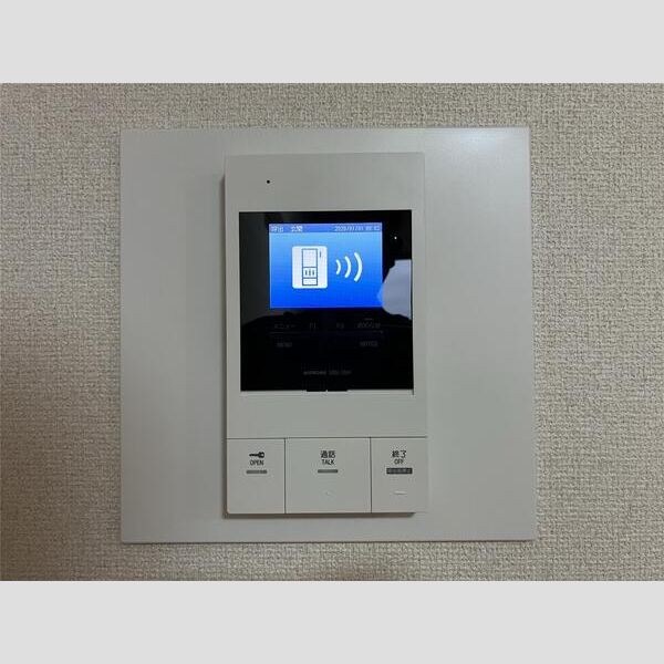 セキュリティ　TVモニター付インターホン 訪問者を確認できるので安心ですね