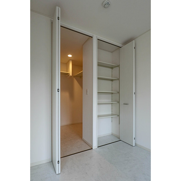 収納　同じ建物の別の部屋♪