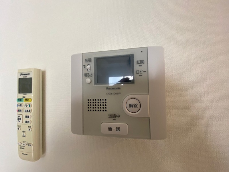 セキュリティ　インターホンは通話ができるので急な訪問があっても安心です。