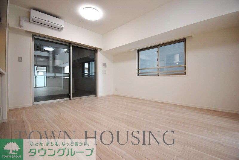 居室・リビング　偶数階はブラウン系