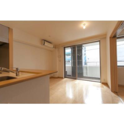 居室・リビング　※以下別部屋参考写真となります。