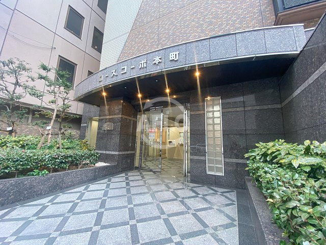 エントランス　ローズコーポ本町　エントランス