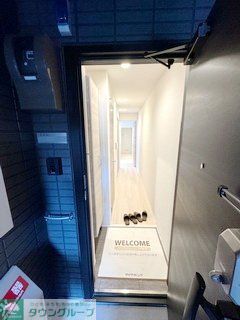 玄関　エントランス