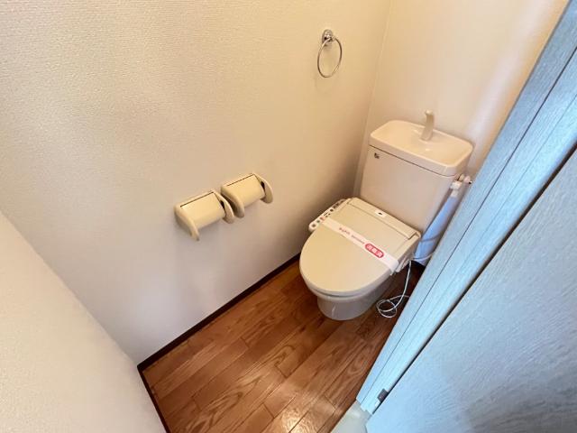トイレ　シャワー付トイレ