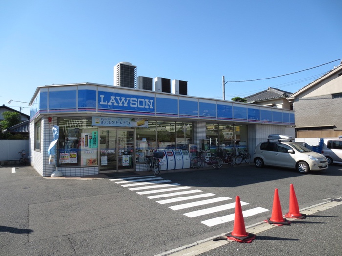 コンビニ　ローソン高石千代田二丁目店（コンビニ）まで300m