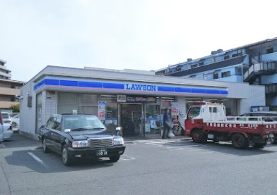 コンビニ　ローソン 仲池上一丁目店（コンビニ）まで338m