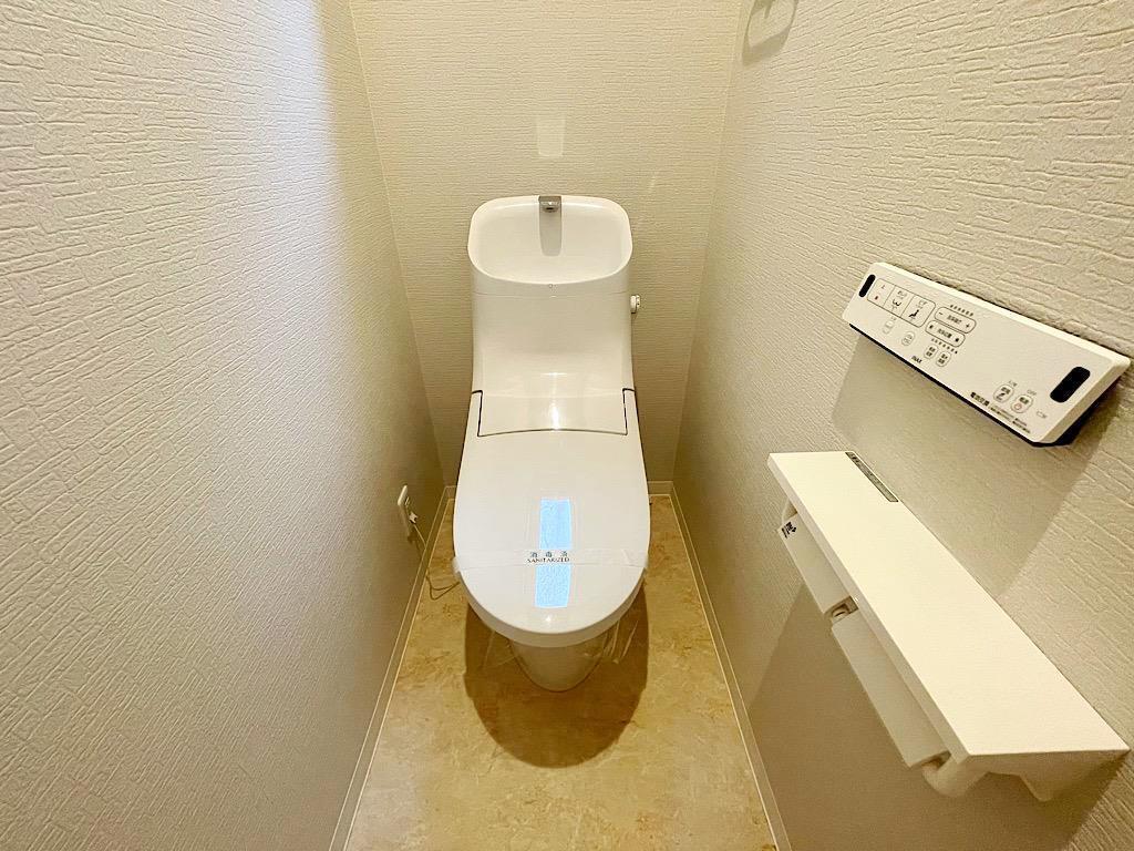 HOW’S川内三十人町C棟のトイレ写真