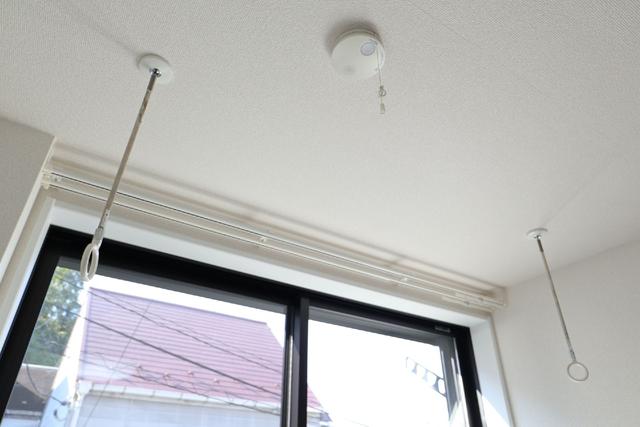 その他設備　設備室内物干し
