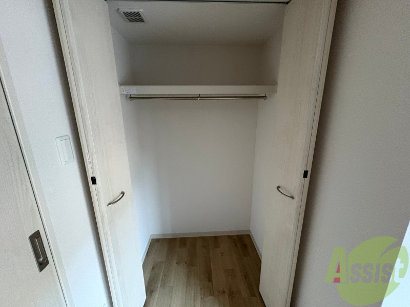収納　収納もバッチリあるのでお部屋が片付きますよ！