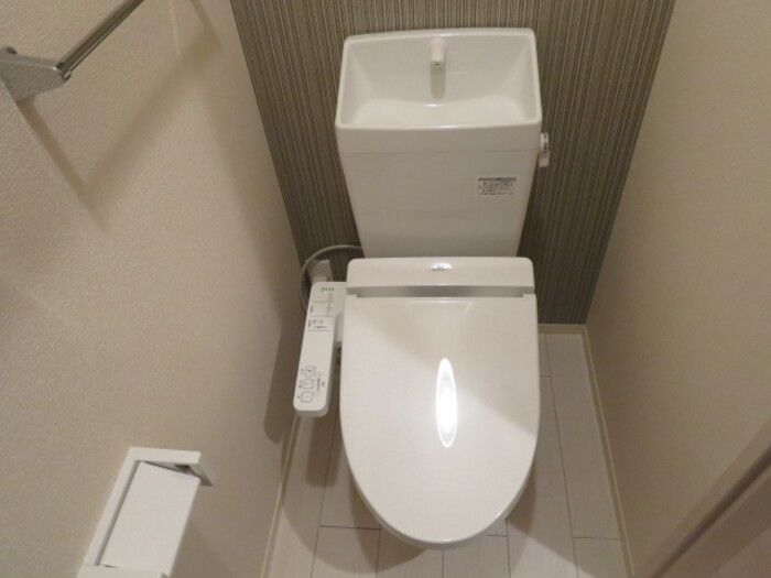 ノエル新松戸のトイレ写真