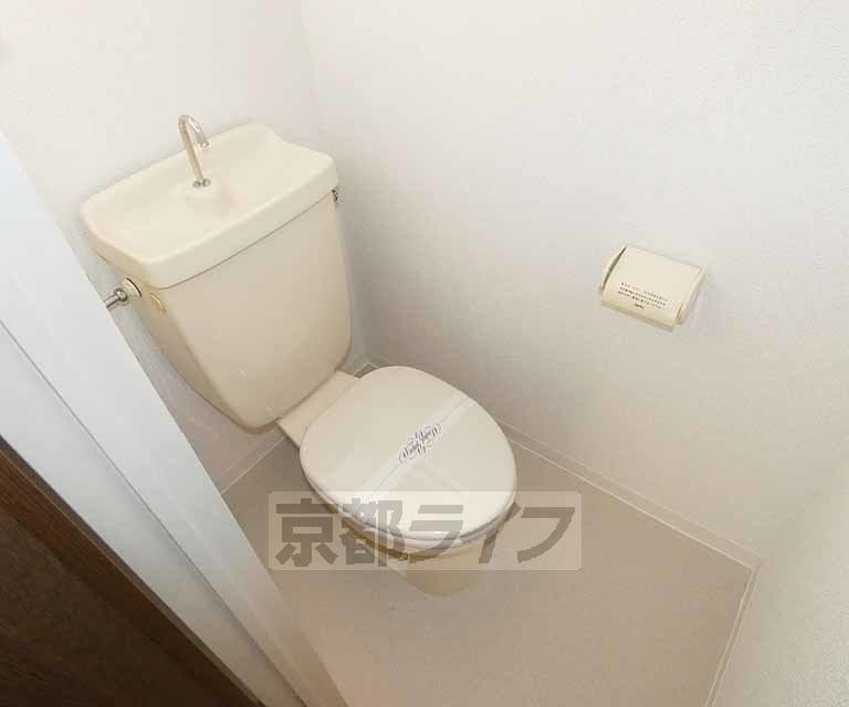 トイレ　ウォシュレット付きトイレ！