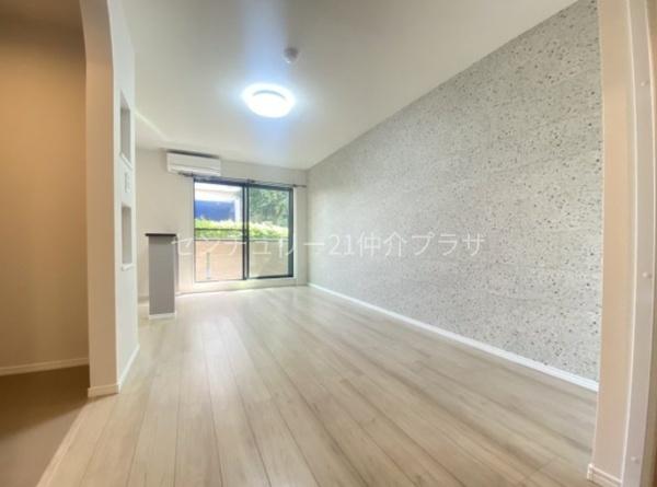 ETSUBO長後の居間写真