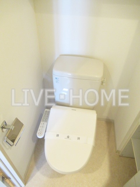 ＪＲ中央線 高円寺駅 徒歩9分 8階建 築23年のトイレ写真