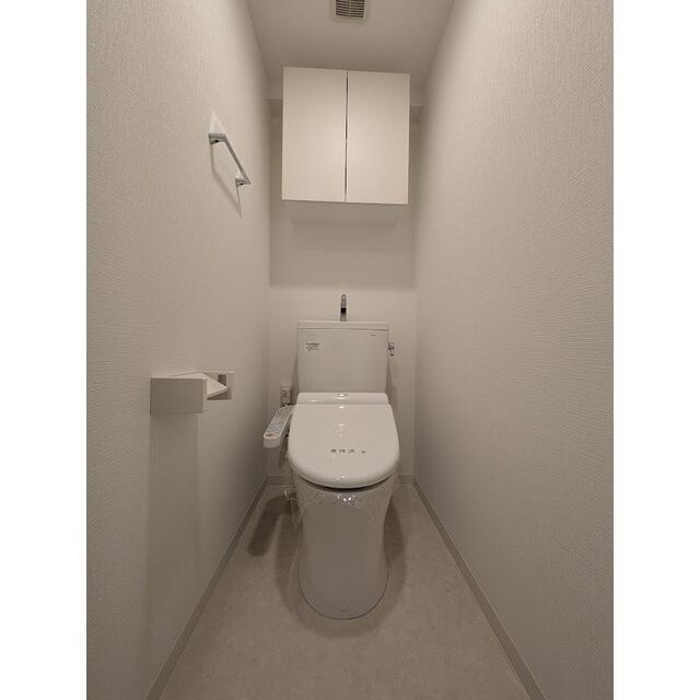 トイレ　※同タイプの別のお部屋の写真…