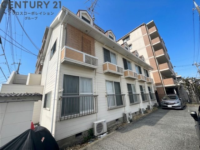 建物外観　敷地内に住居者専用のごみ置き場あります！