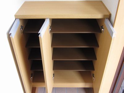 玄関　下駄箱付き玄関