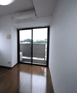居室・リビング　他部屋参考写真です。