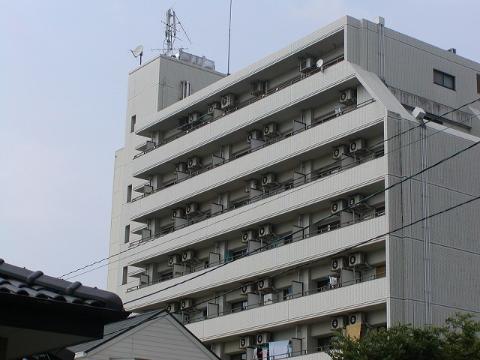 宇和島市堀端町のマンションの建物外観