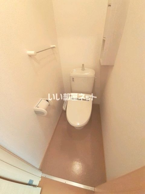 【姶良市池島町のアパートのトイレ】