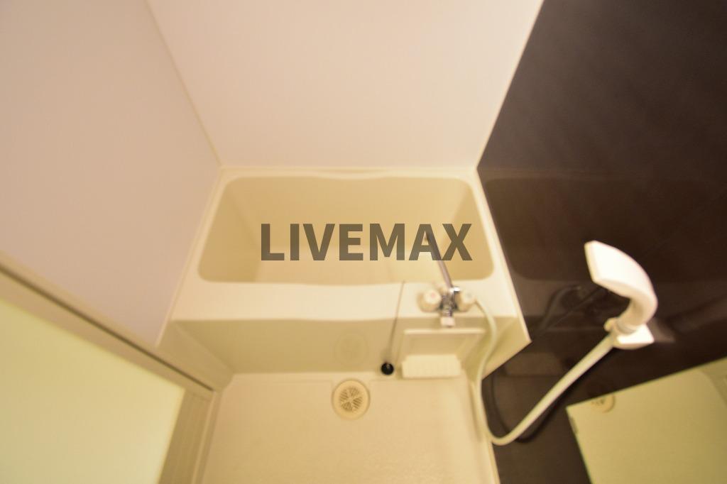 バス・シャワールーム　備え付け家具備品（同仕様）