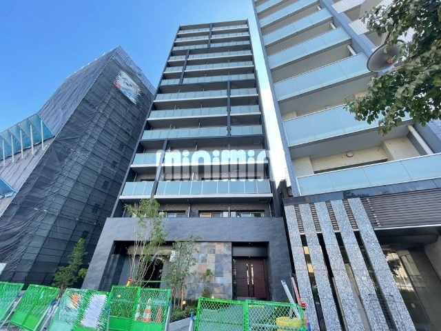 プレサンス名古屋菊井セルカの建物外観