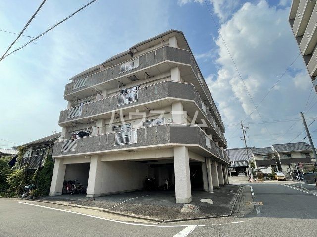 名古屋市北区大杉のマンションの建物外観