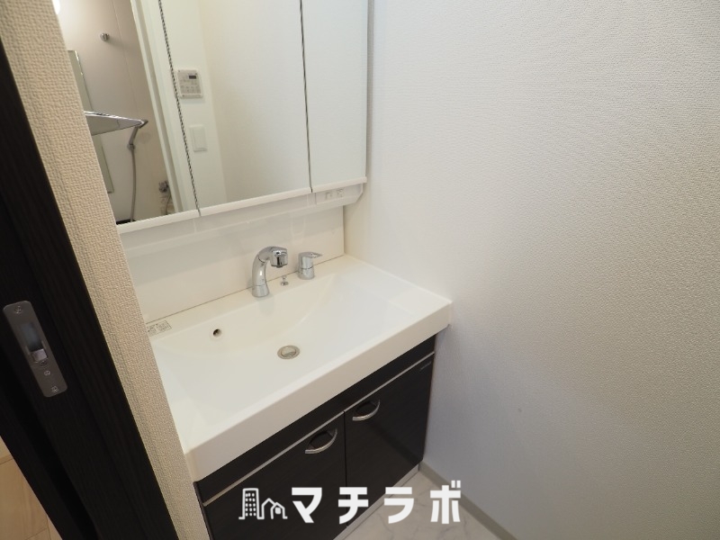 【名古屋市北区平安のマンションの洗面設備】