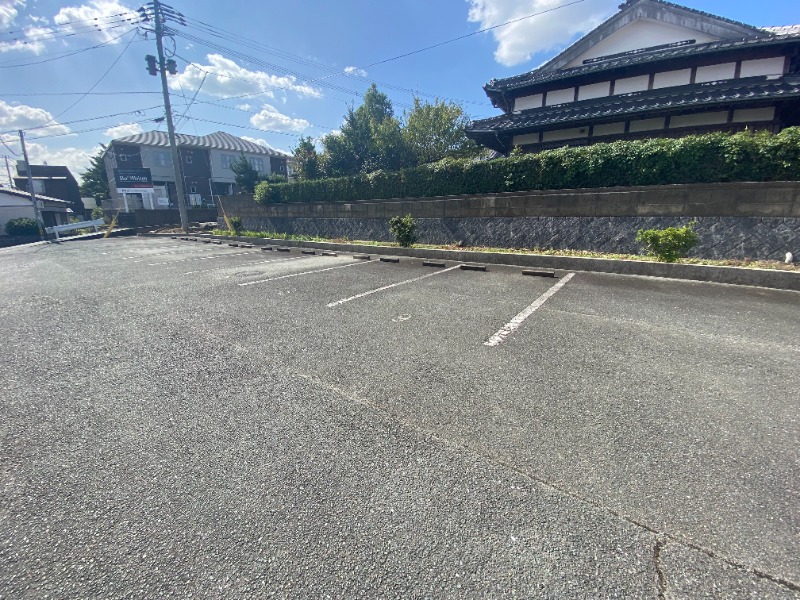 【宗像市田久のマンションの駐車場】