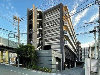 川崎市中原区中丸子のマンションの建物外観