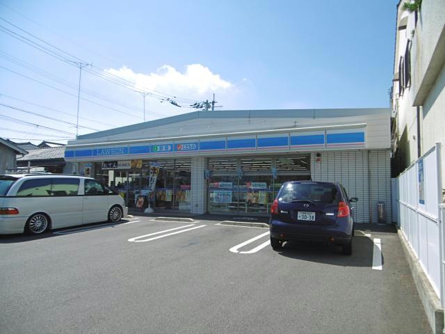 コンビニ　ローソン徳島城南町四丁目店（コンビニ）まで844m