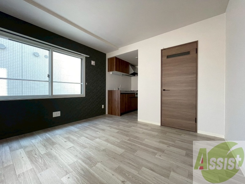 居室・リビング　広々としたリビングですね。使い勝手がよさそうですね！