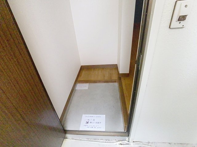 玄関　2025年11月撮影