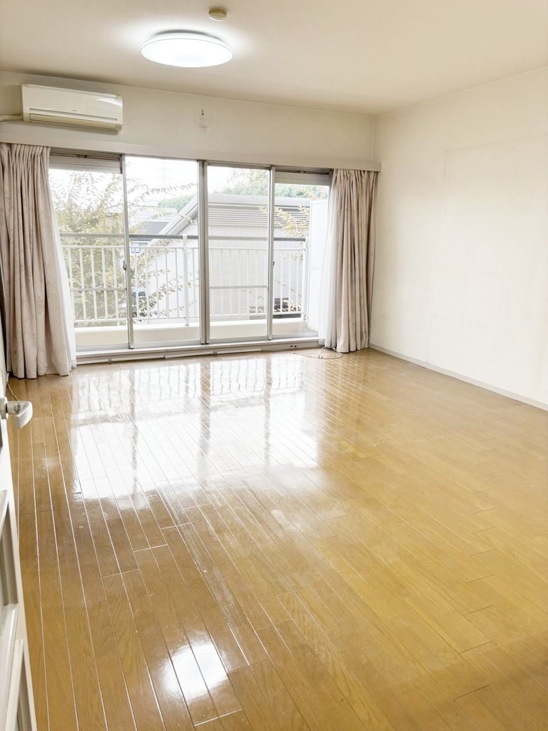 居室・リビング　※エアコン残置